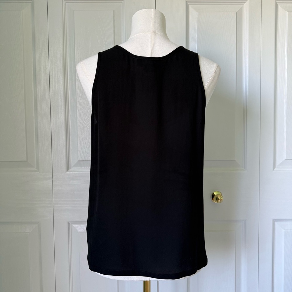 KAREN KANE | Black & White Sequined Floral Sleeveless Tank Top Sz S - Picture 2 of 6